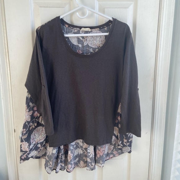 𝅺altar’d State Used Small  Smoky Grey Small Tunic - Picture 2 of 9